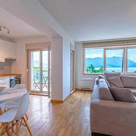 Luxury Seaside