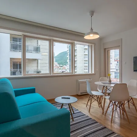 Luxury Seaside Apart Otel Budva
