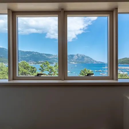 Luxury Seaside Apart Otel
